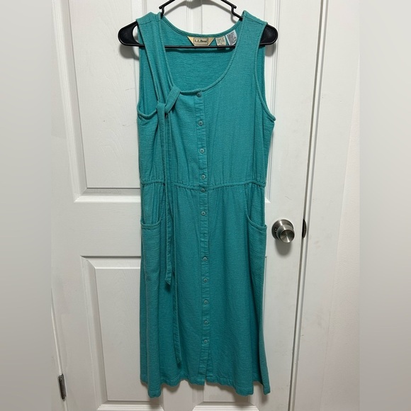 L.L. Bean Dresses & Skirts - L.L. Bean vintage Turquoise Sleeveless Maxi Dress